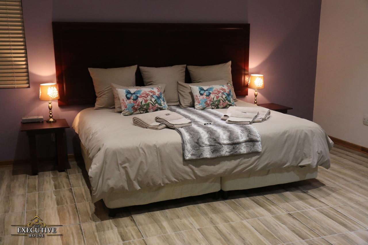 The Executive House Bed & Breakfast Newcastle Ngoại thất bức ảnh