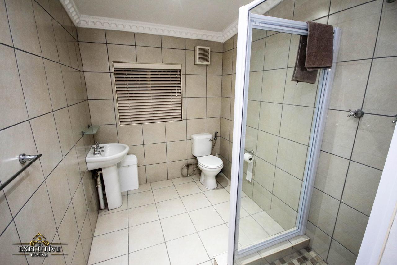 The Executive House Bed & Breakfast Newcastle Ngoại thất bức ảnh