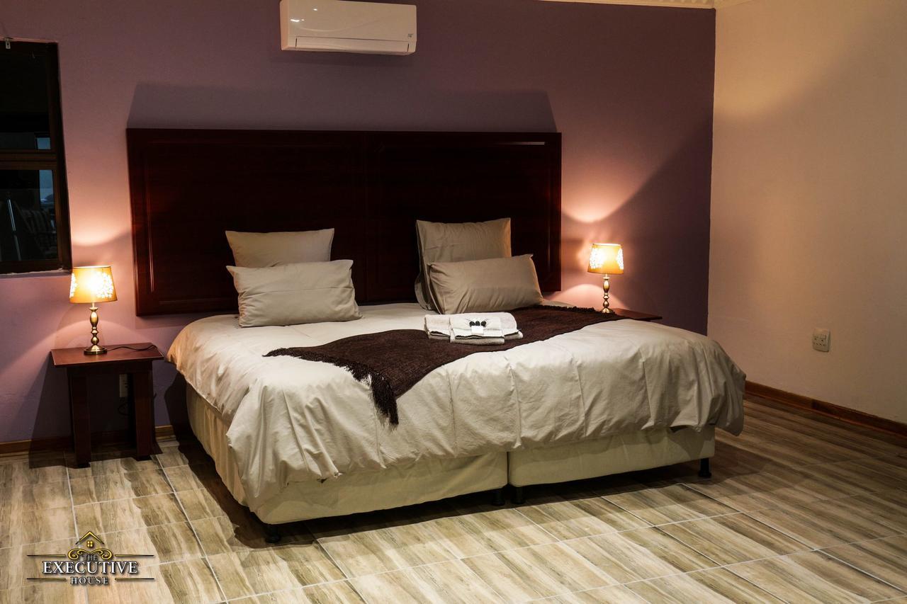 The Executive House Bed & Breakfast Newcastle Ngoại thất bức ảnh